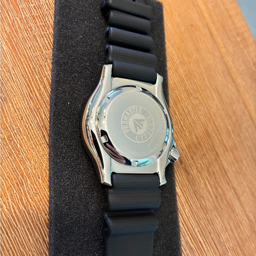 Citizen Promaster Automatic Watch - Picture 6 of 9